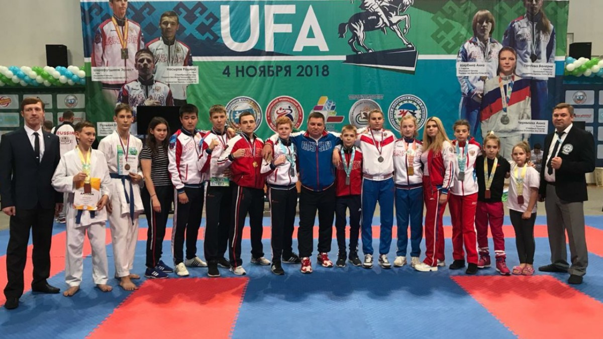 Оренбургские школьники завоевали медали чемпионата Приволжского федерального округа по каратэ