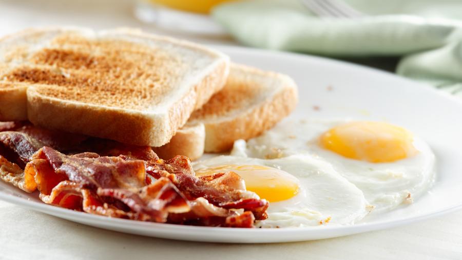 Ученые развеяли миф о важности завтрака для похудения