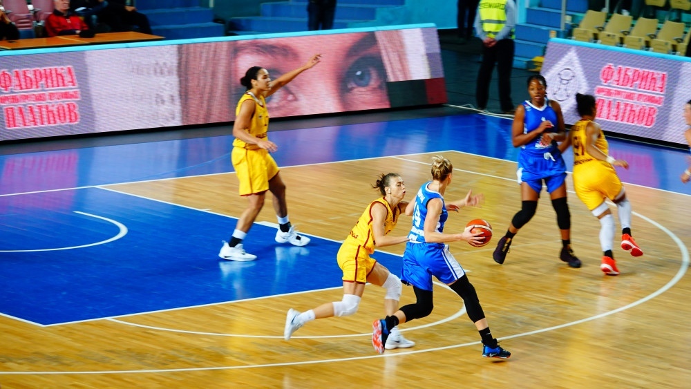 «Надежда» вышла в полуфинал Чемпионата России по баскетболу