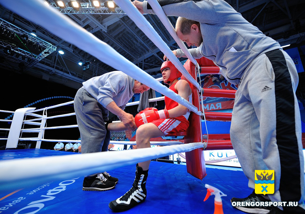 В Оренбурге стартовало Первенство России по боксу среди юниоров