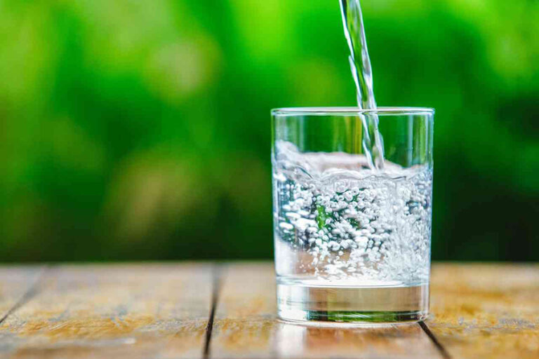 Вода для здоровья: пить или не пить  — вот в чем вопрос