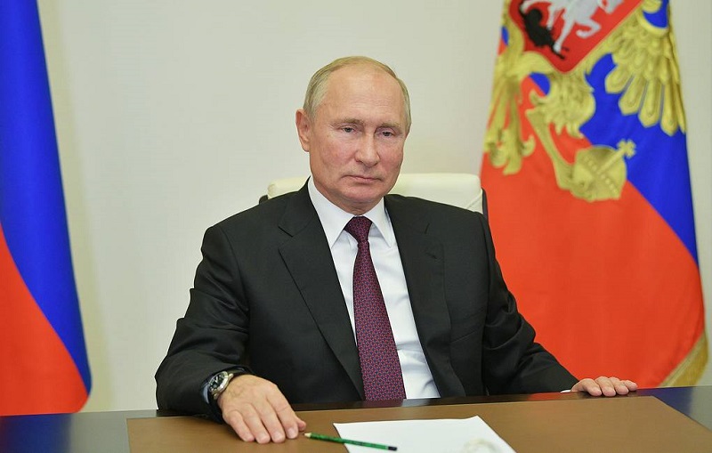 Путин поручил упростить систему Fan ID