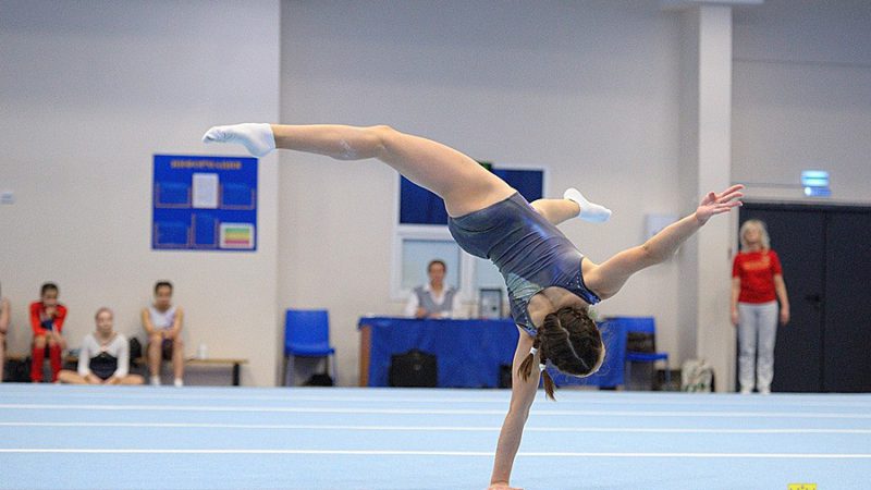 Гибкость и растяжка: в Оренбурге прошел Чемпионат области по спортивной гимнастике
