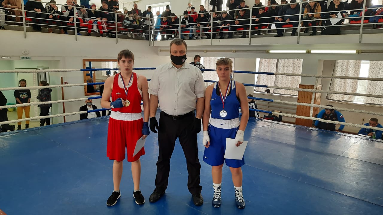 Оренбурженки завоевали шесть медалей Первенства по боксу «Юность России»