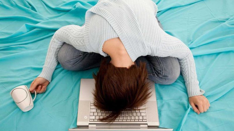 «Зум усталость». Как перебороть сильное утомление от онлайн-общения?