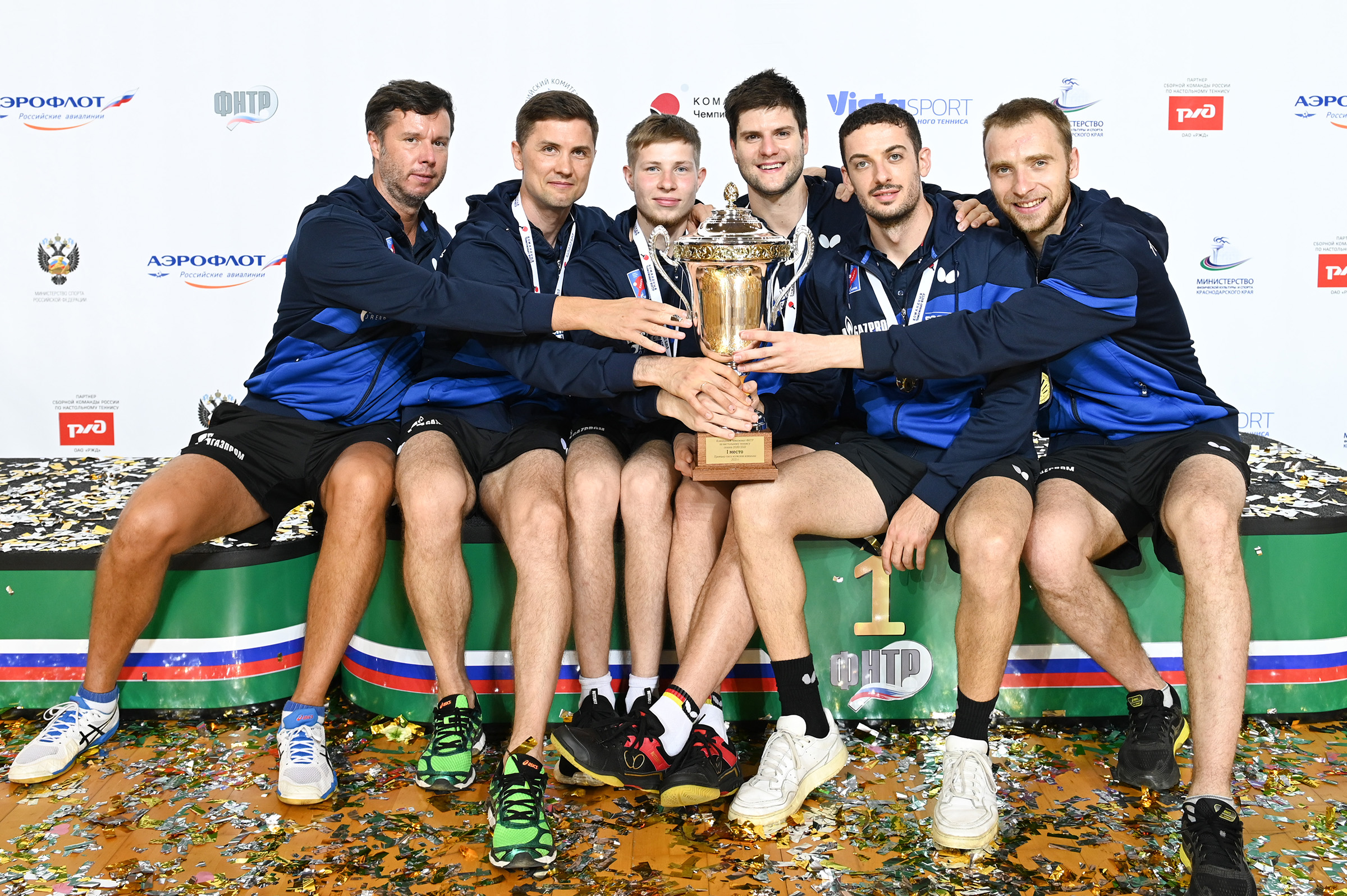 «Факел-Газпром» выиграл чемпионат России Премьер-лиги