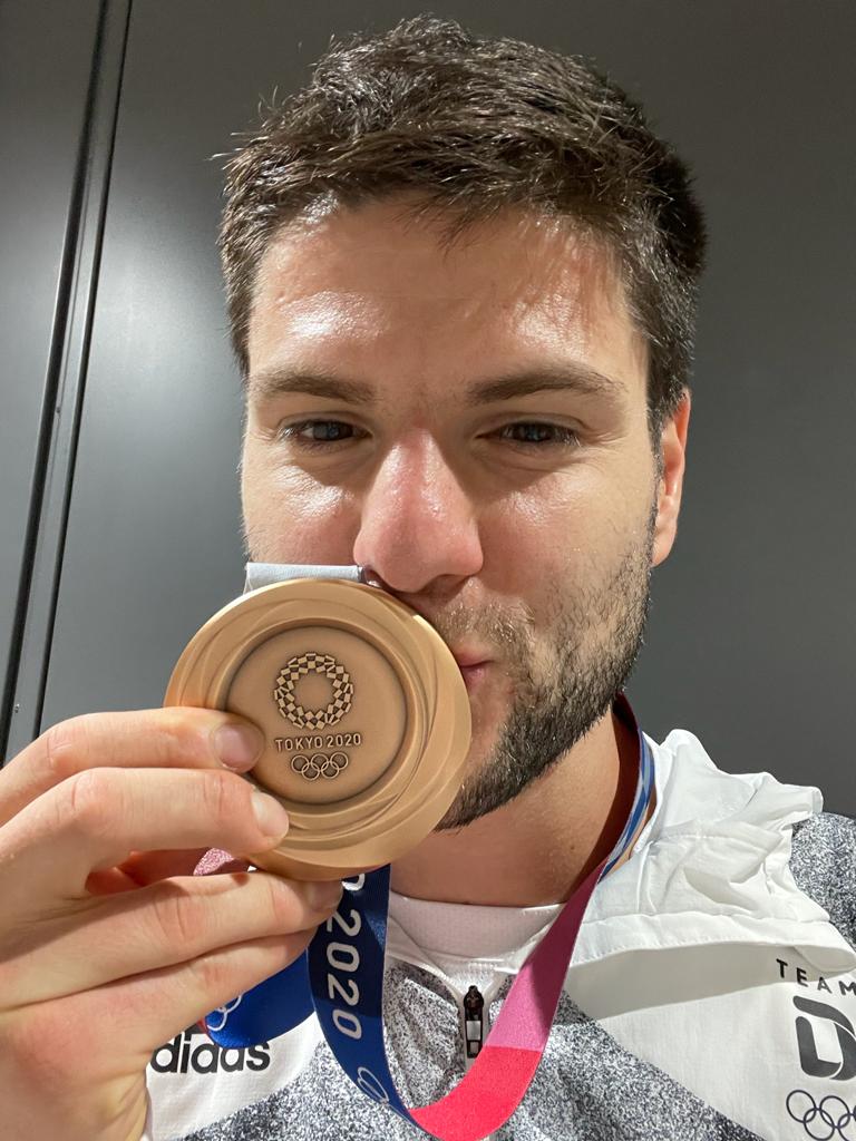 Игрок «Факел-Газпрома» Дмитрий Овчаров стал бронзовым призером Олимпиады