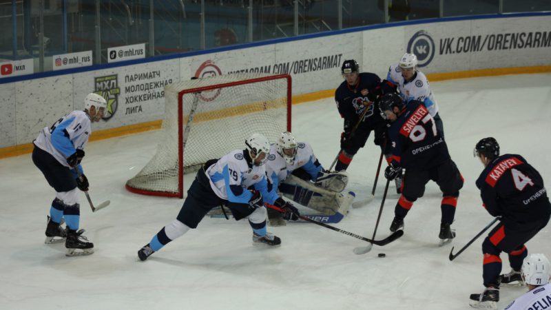 «Сарматы» разгромили «Сибирских Снайперов» в первом домашнем матче сезона