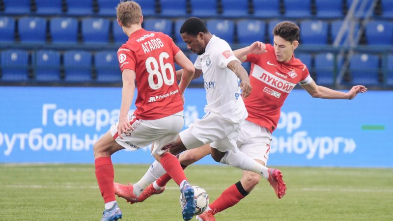 «Оренбург» на своем поле обыграл «Спартак-2», Фамейе с пенальти забил победный гол