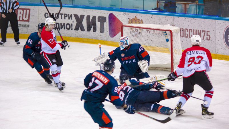 «Южный Урал» выиграл четвертый матч подряд