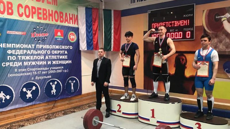 Оренбургский тяжелоатлет Рустам Сайфулов выполнил норматив мастера спорта
