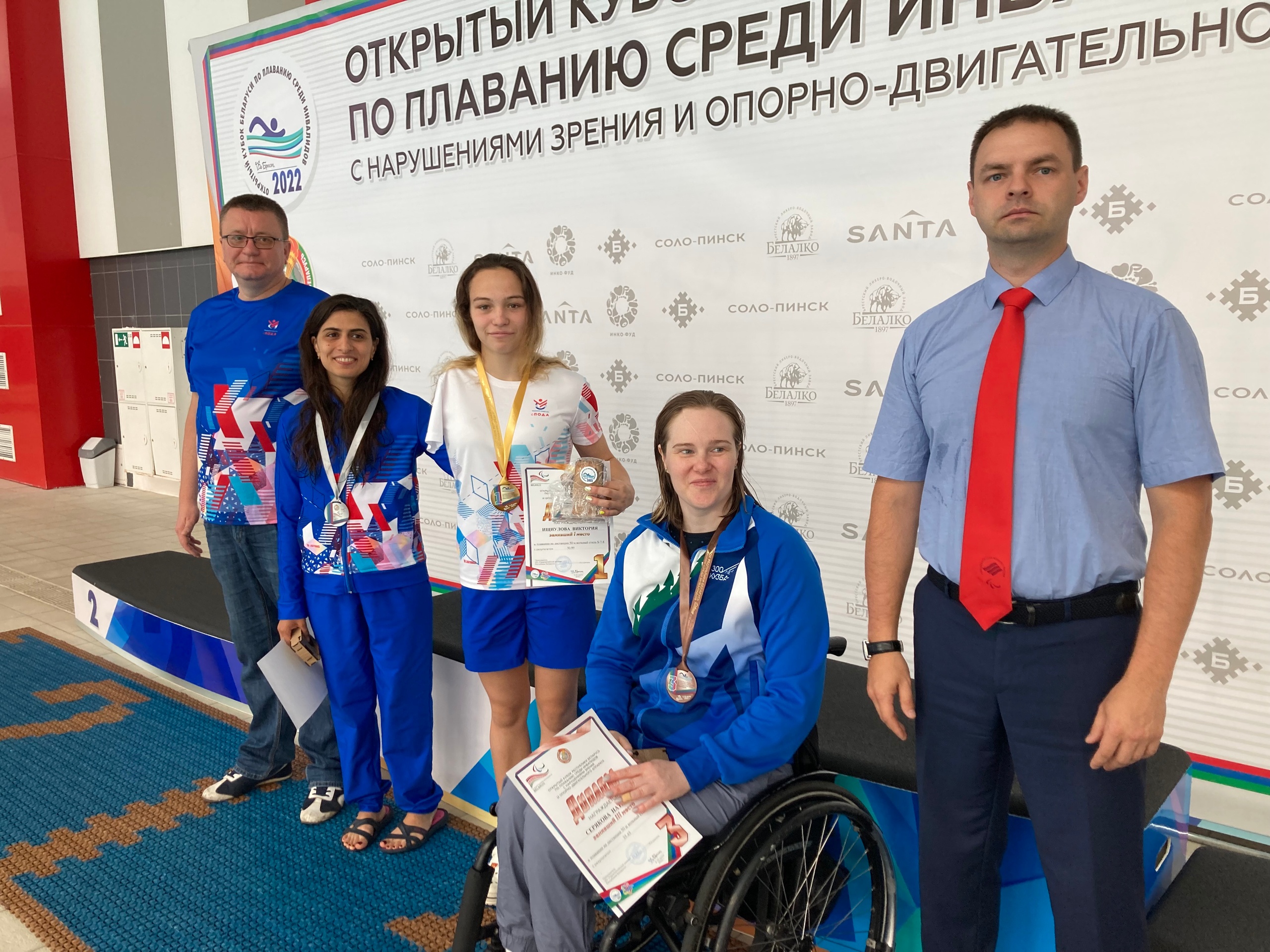 Орчанка Виктория Ищиулова и новотройчанка Юлия Молчанова завоевали 10 медалей на Кубке Беларуси по плаванию