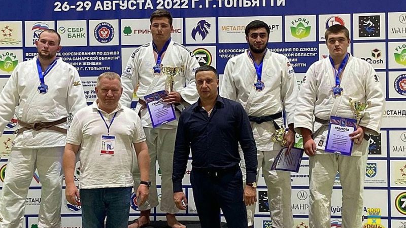 Оренбургские дзюдоисты завоевали золото, серебро и бронзу на турнире в Тольятти