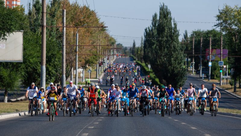 Более полутора тысяч оренбуржцев и гостей города стали участниками велогонки «Степь»