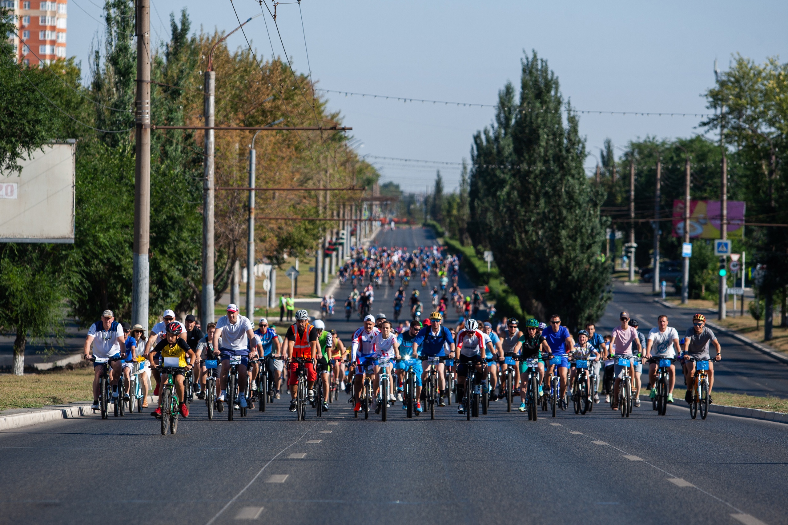 Более полутора тысяч оренбуржцев и гостей города стали участниками велогонки «Степь»