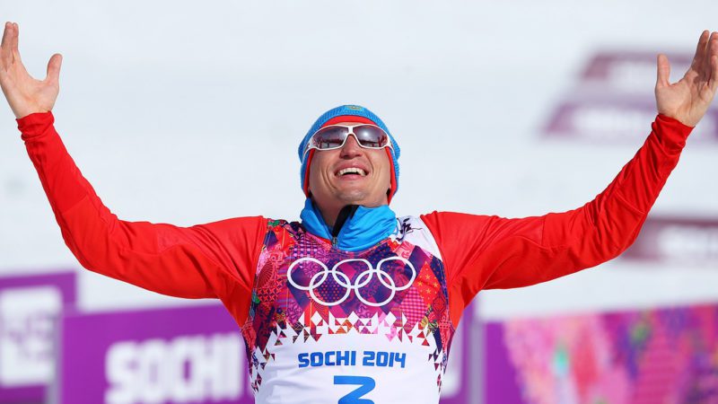 Олимпийский чемпион по лыжным гонкам Александр Легков дал мастер-класс в Оренбурге