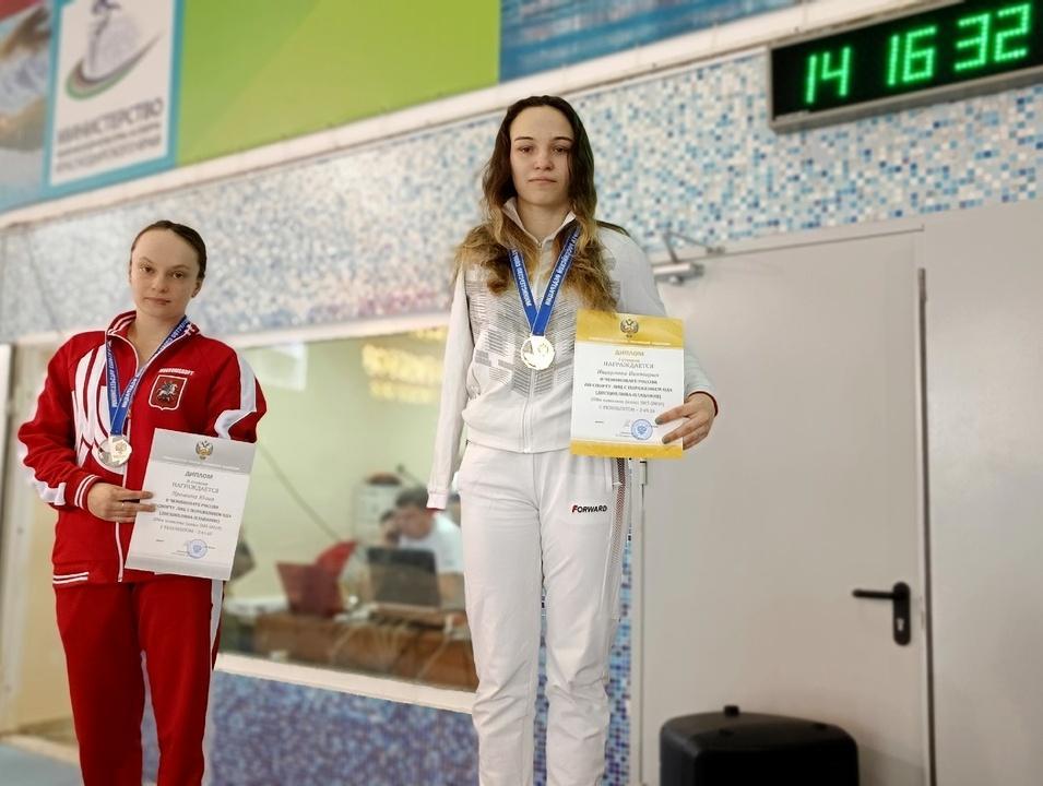 Оренбурженки Юлия Молчанова и Виктория Ищиулова триумфально выступили на чемпионате России по плаванию