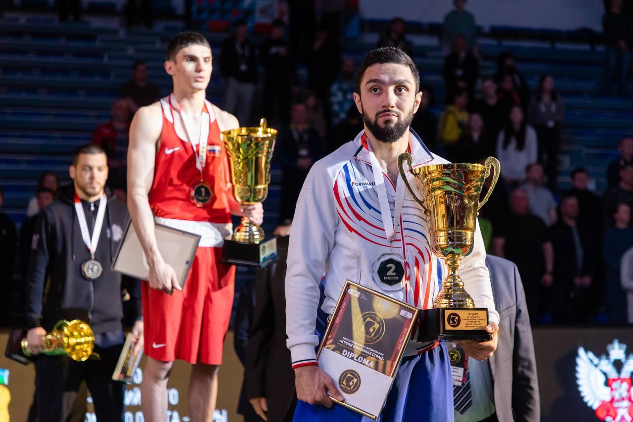 Нурлан Сафаров завоевал Кубок нефтяных стран по боксу