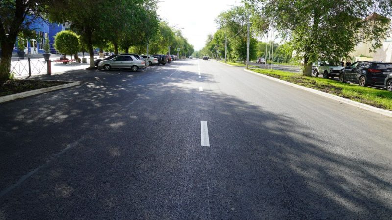 В Оренбурге ремонтируют дороги к стадионам и спорткомплексам