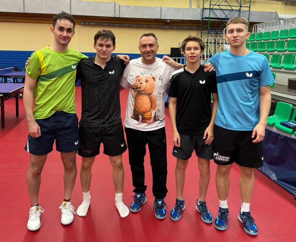 «Факел-Газпром-2» стартовал во втором туре Суперлиги