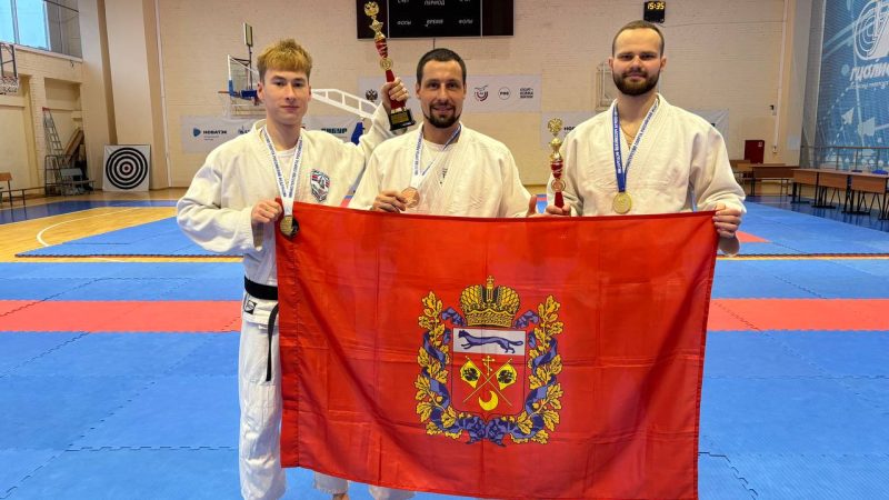 Оренбуржцы взяли золото и бронзу на чемпионате России по айкидо