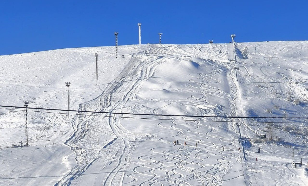 Оренбуржцев призвали встать на лыжи после новогоднего застолья